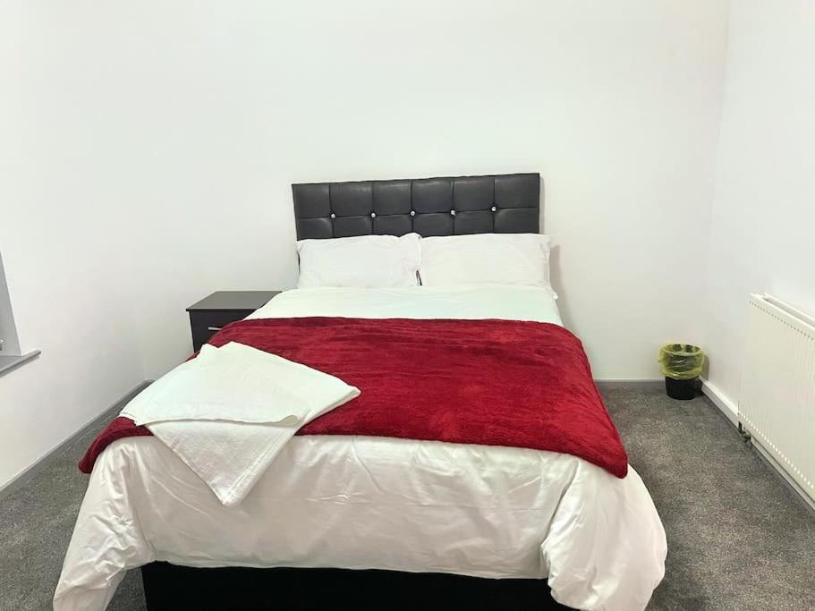 Lovely 3 Bed Ground Floor Apartment Near Qe Hospital Harborne Birmingham New Esterno foto