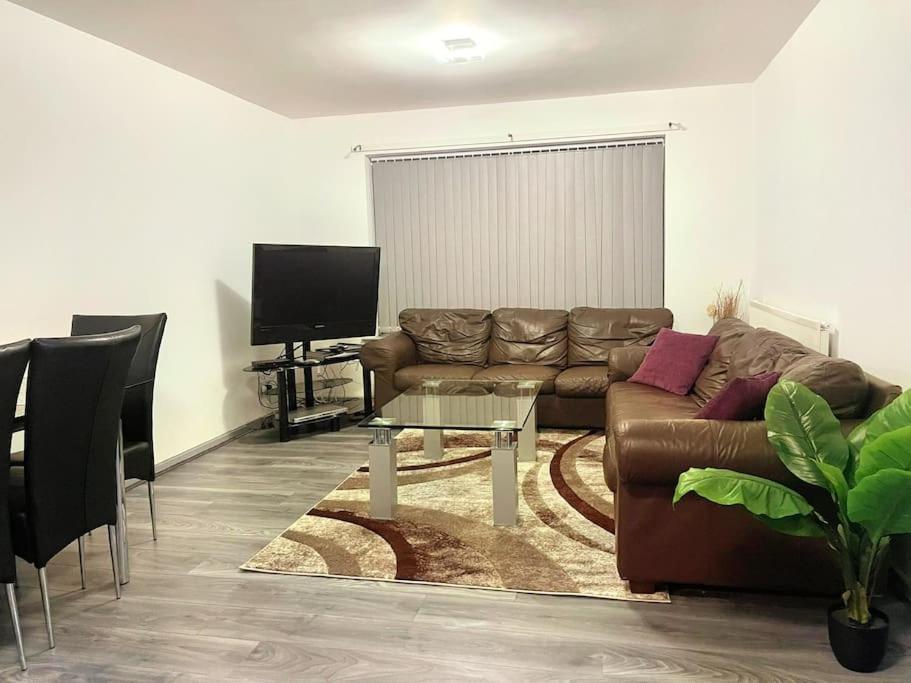 Lovely 3 Bed Ground Floor Apartment Near Qe Hospital Harborne Birmingham New Esterno foto