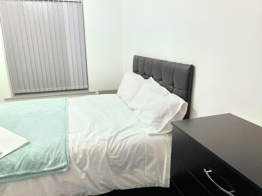 Lovely 3 Bed Ground Floor Apartment Near Qe Hospital Harborne Birmingham New Esterno foto